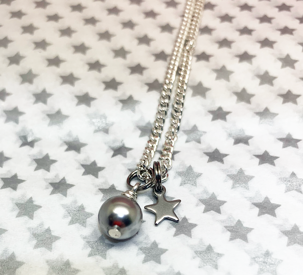 Pearl and Star Long Necklace