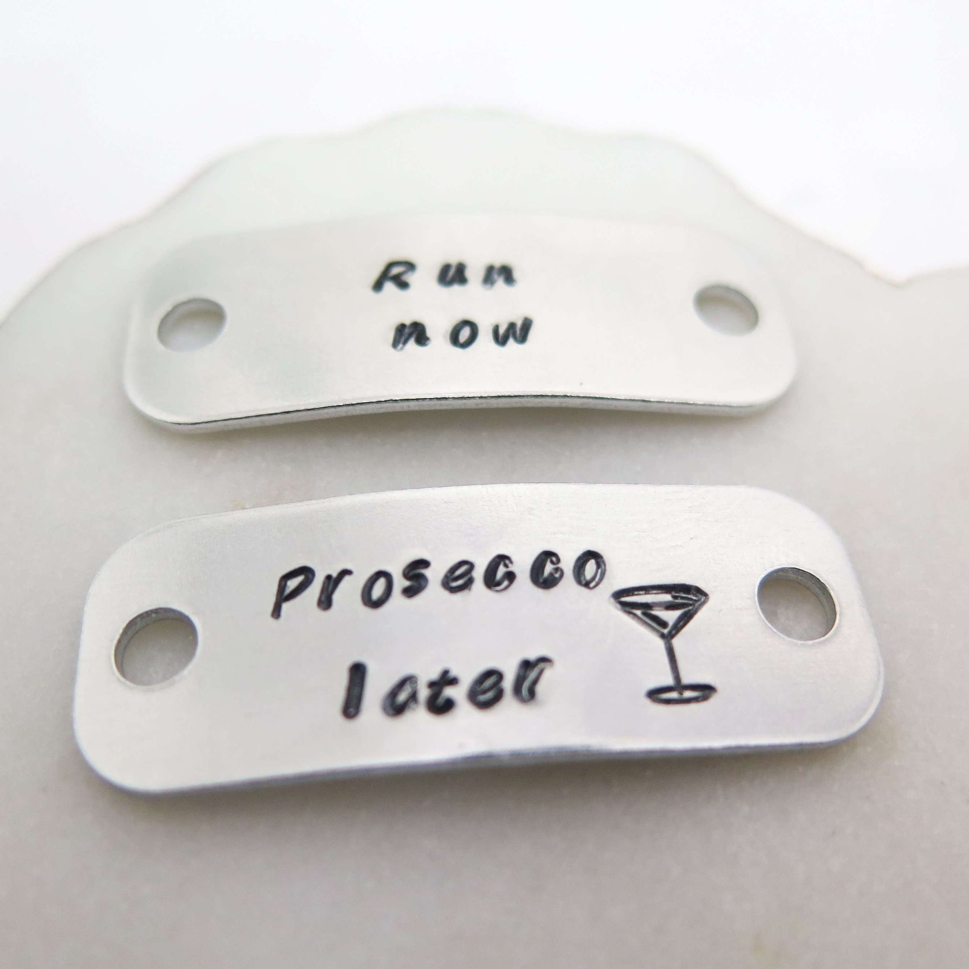 theta_jewellery_Prosecco Lovers Gift - Trainer Tags
